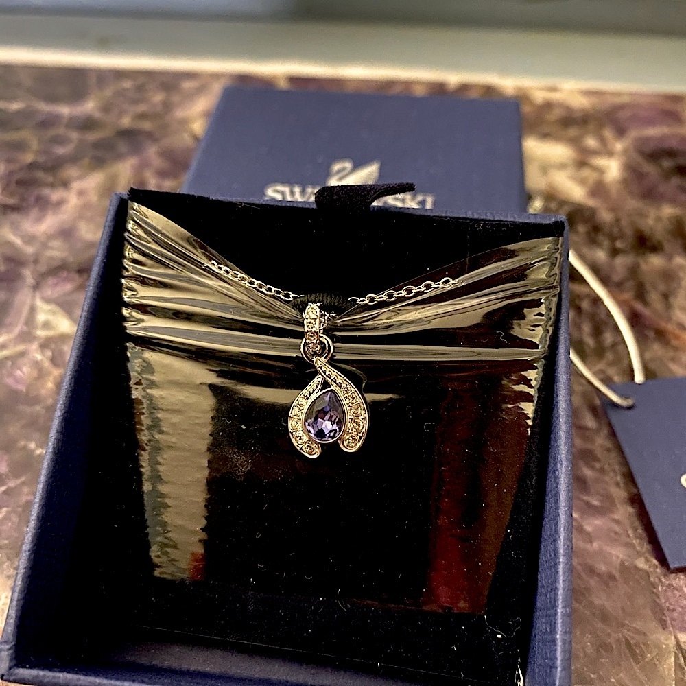 NWT Swarovski Tanzanite Necklace
